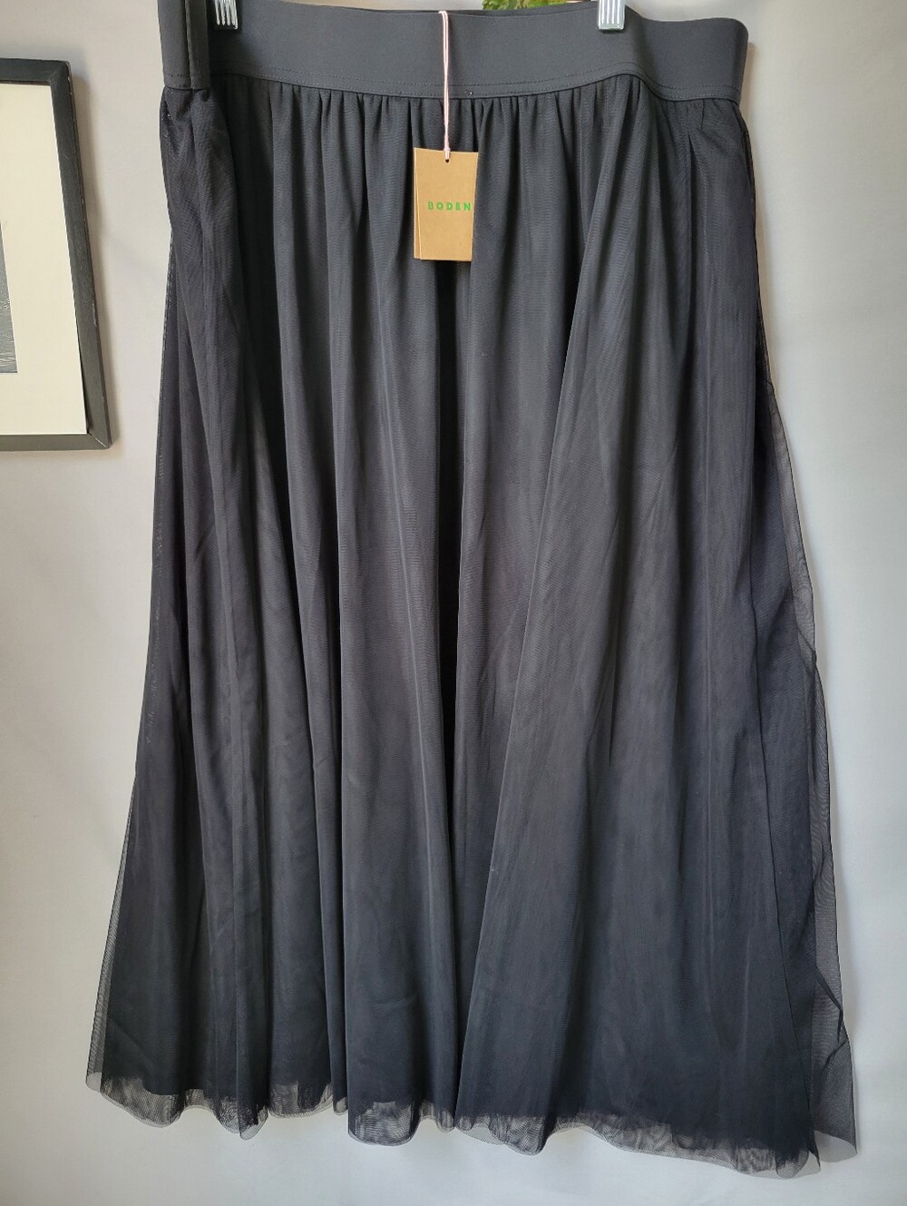 Boden Black Midi Skirt - Picture 3 of 12